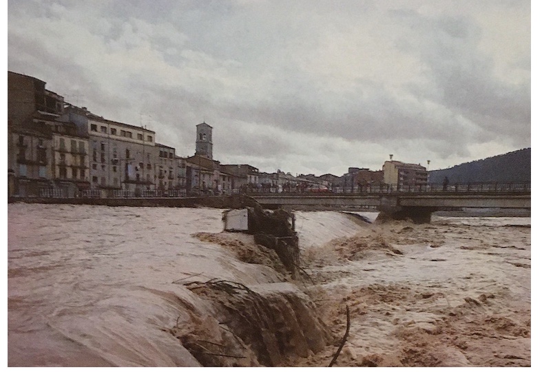 Any 1982 - Imatge de la gran riuada del mes d'octubre (font: llibre 'SÃºria, el meu poble' de Pau Soler i Clariana).