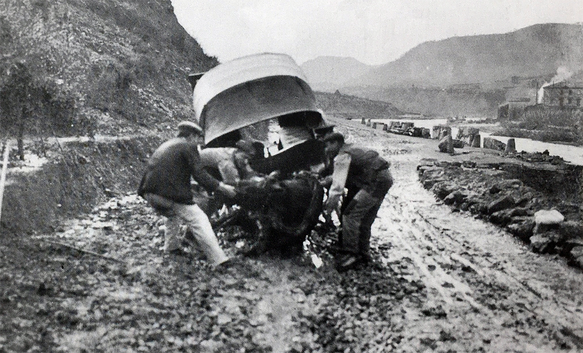 Efectes de l'aiguat de 1907 (foto publicada en el llibre 'SÃºria, histÃ²ria en imatges. 1894-1975' de Josep Reguant Agut).