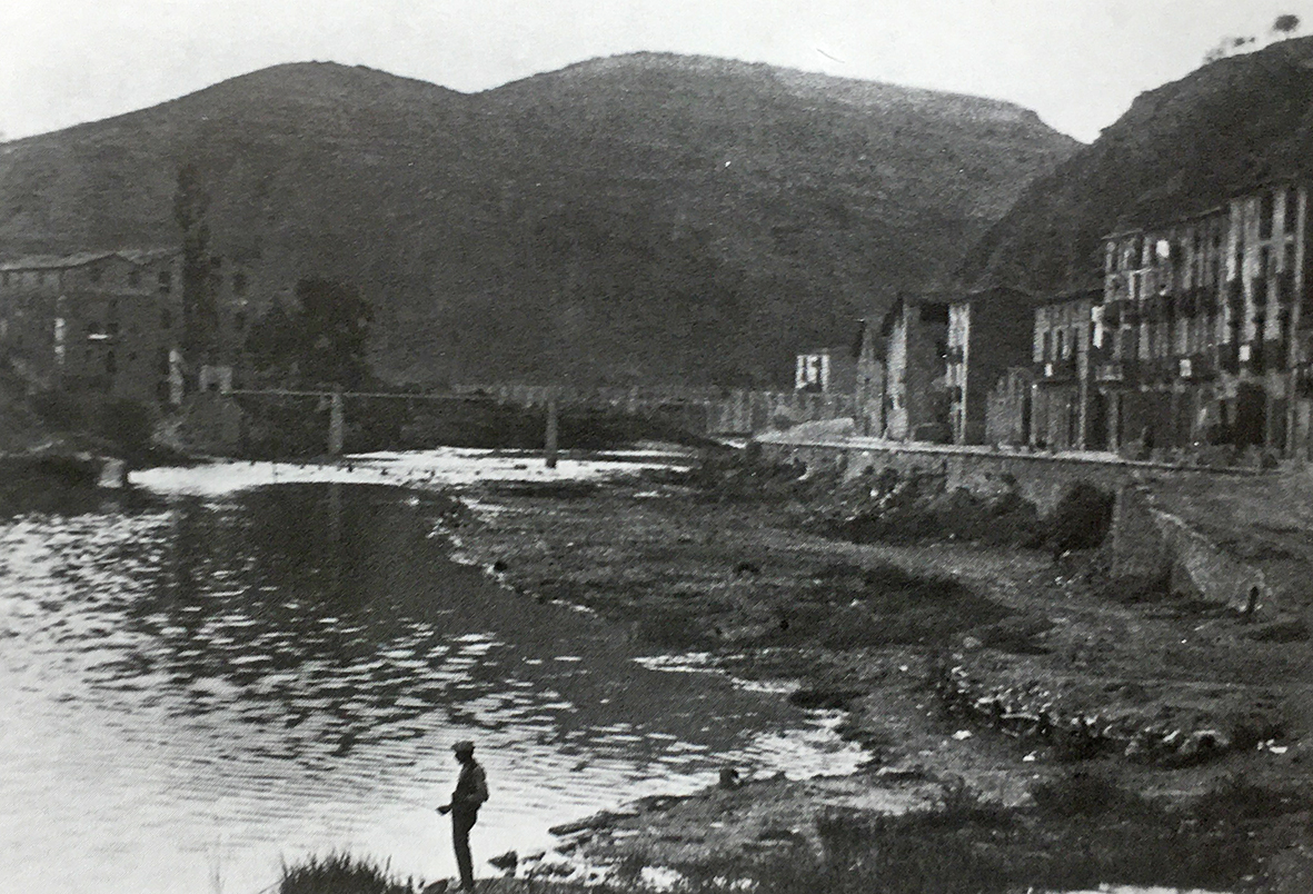 Imatge del riu Cardener,a comenÃ§aments de la dÃ¨cada de 1920 (foto publicada en el llibre 'Suria, histÃ²ria en imatges. 1894-1975' de Josep Reguant Agut):