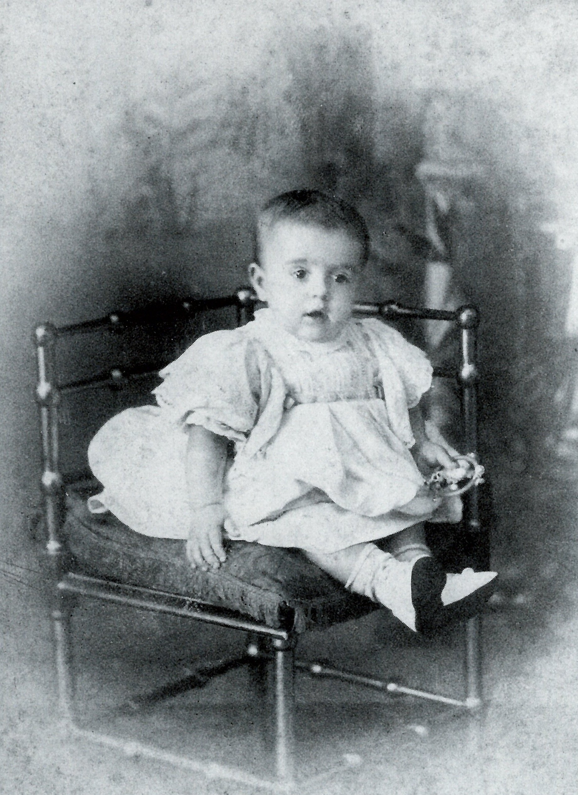Ramon Biadiu, a l'edat d'un any (font: llibre 'Ramon Biadiu (1906-1984). Cineasta d'avantguarda').