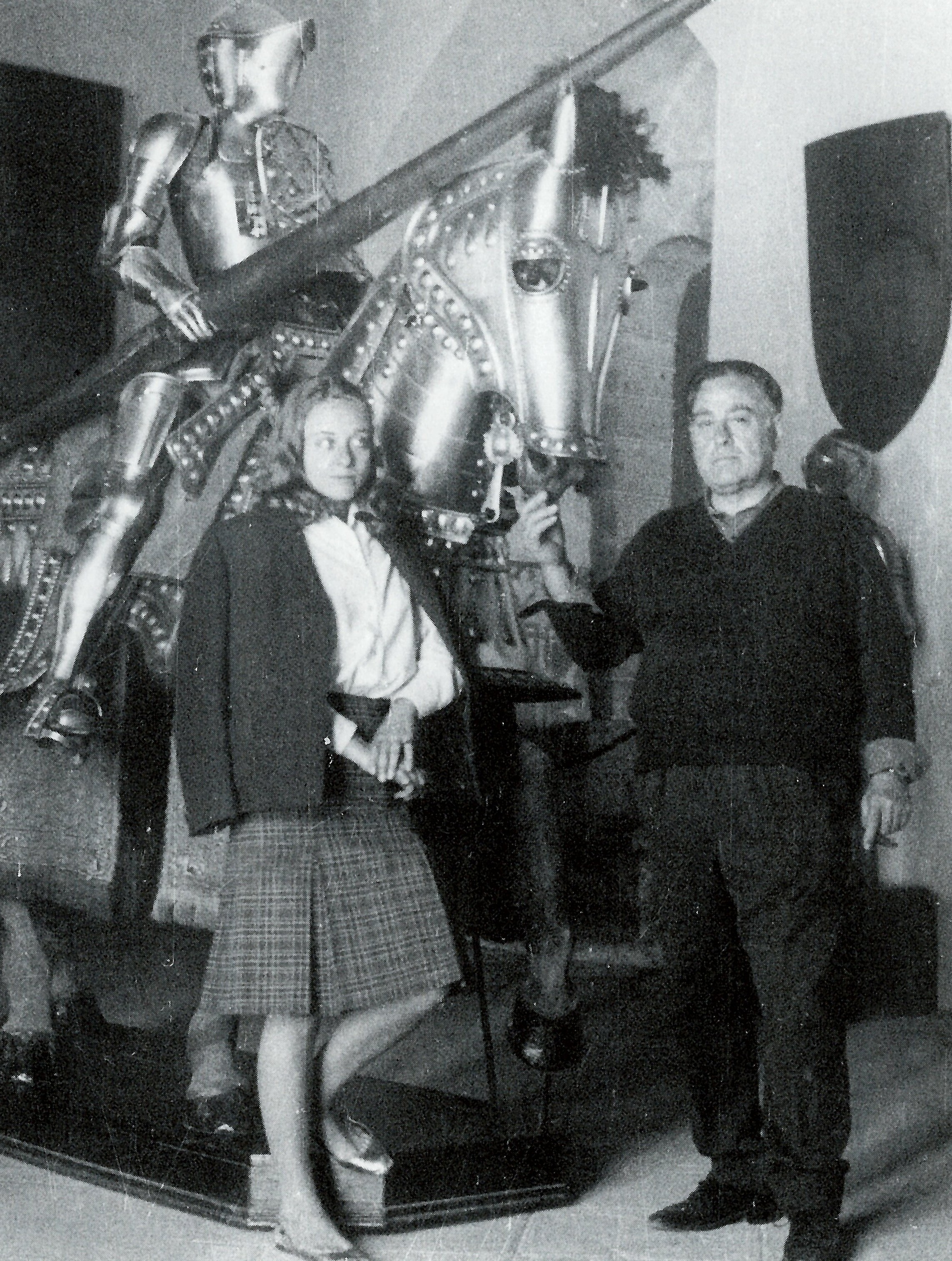 Ramon Biadiu, amb la seva filla Rosa, durant un rodatge (font: llibre 'Ramon Biadiu (1906-1984). Cineasta d'avantguarda').