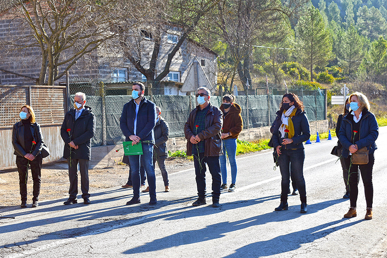 Any 2020 - Representants institucionals, durant lâ€™acte commemoratiu dels 125 anys del naixement de Salvador Perarnau (13 de desembre).