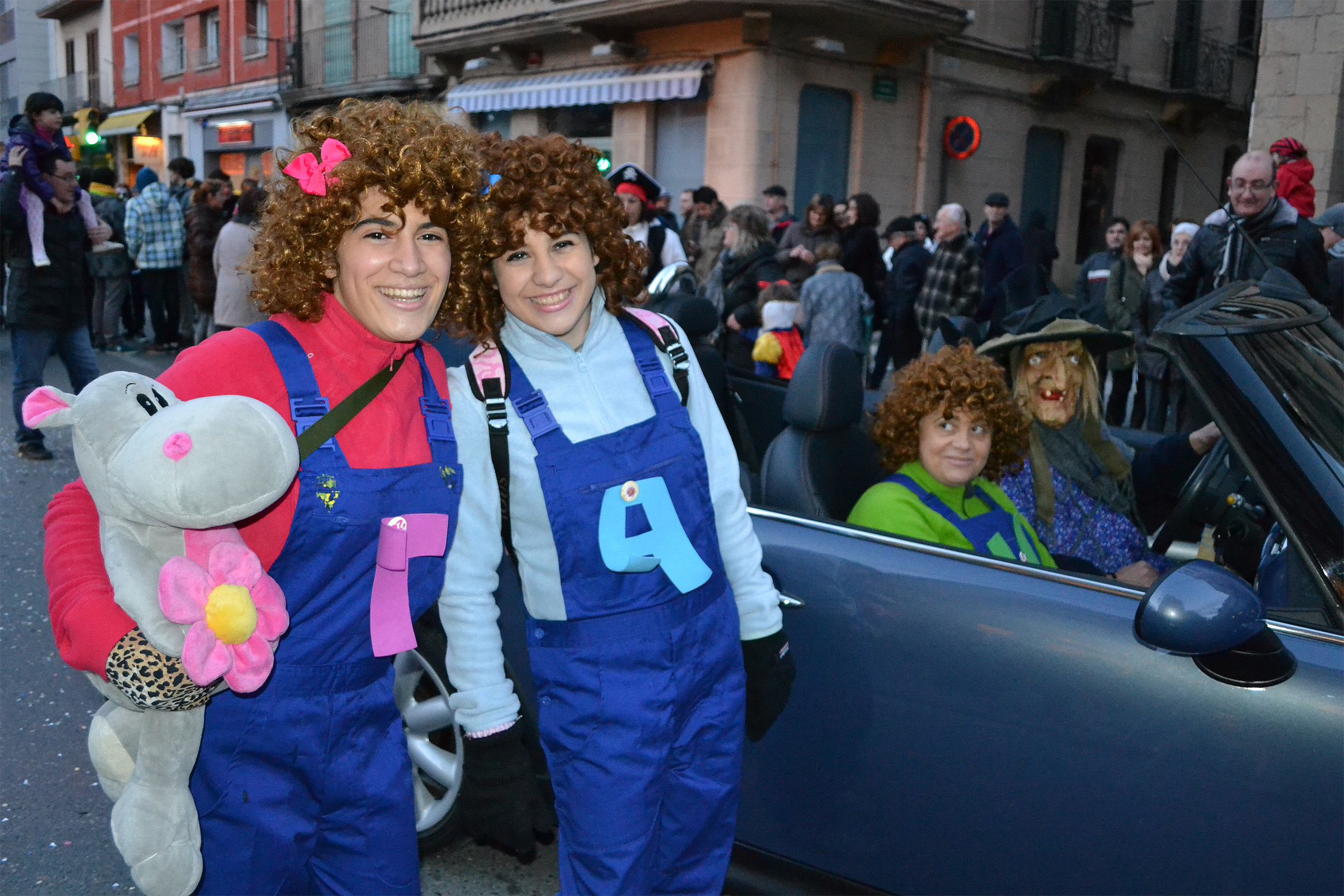 Participants en la rua del Carnestoltes de SÃºria 2013.