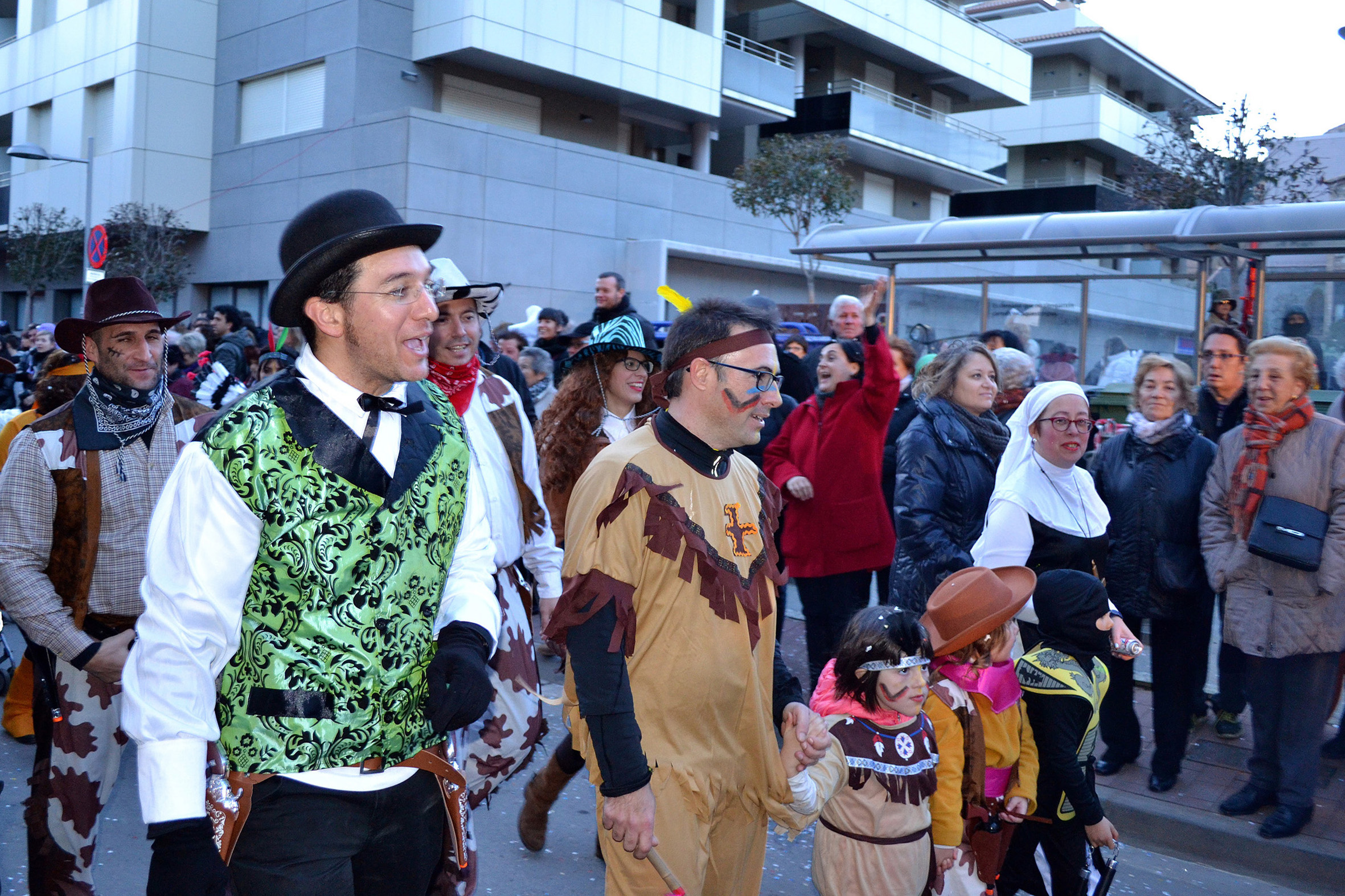 Participants en la rua del Carnestoltes de SÃºria 2015.