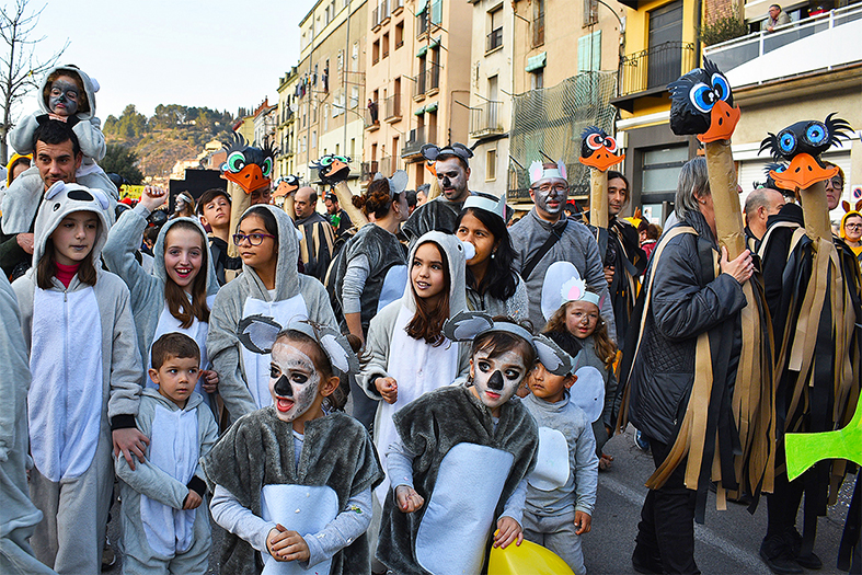 Participants en la rua del Carnestoltes de SÃºria 2020.