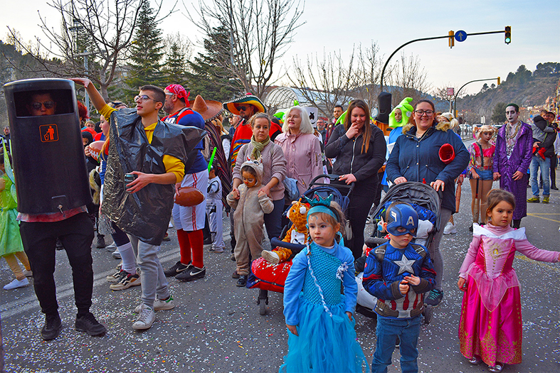 Participants en la rua del Carnestoltes de SÃºria 2020.