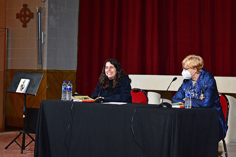 Presentació de la novel·la 'El secreto de Dante’ de Mar Juárez, dins del cicle 'Per Sant Jordi, llibres de casa’.