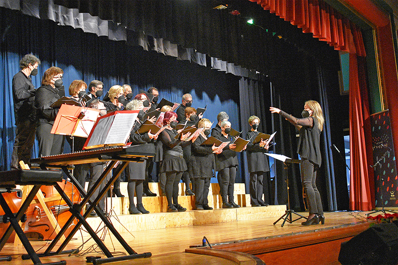 Concert de Sant Esteve a cà rrec de la Coral Sòrissons de l'Escola Municipal de Música, a la sala d'actes de la Residència Bell Repòs.