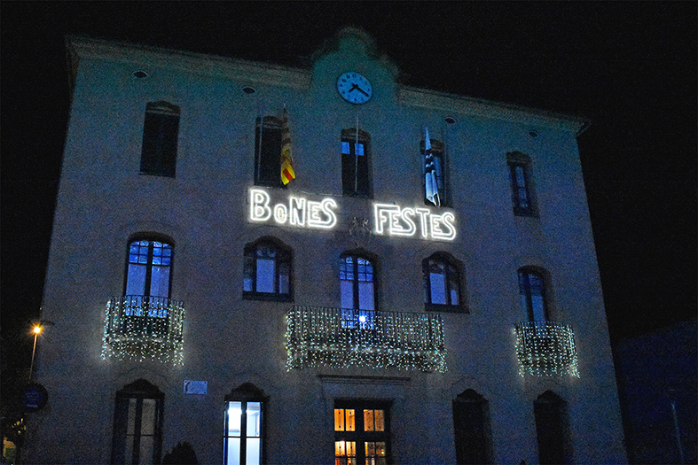Il·luminació nadalenca a la Casa de la Vila.