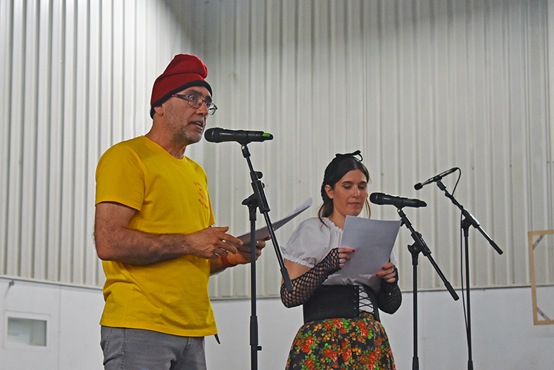 PresentaciÃ³ de la Trobada Caramellaire del PavellÃ³, durant les Caramelles de SÃºria 2022.