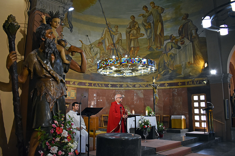 Imatge de la missa solemne de la Festa Major de SÃºria, a lâ€™EsglÃ©sia Parroquial de Sant CristÃ²fol.