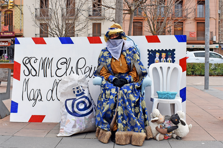 La Cartera Reial, a la plaÃ§a de Sant Joan, durant la Fira de Nadal i Fira dâ€™Entitats de SÃºria.