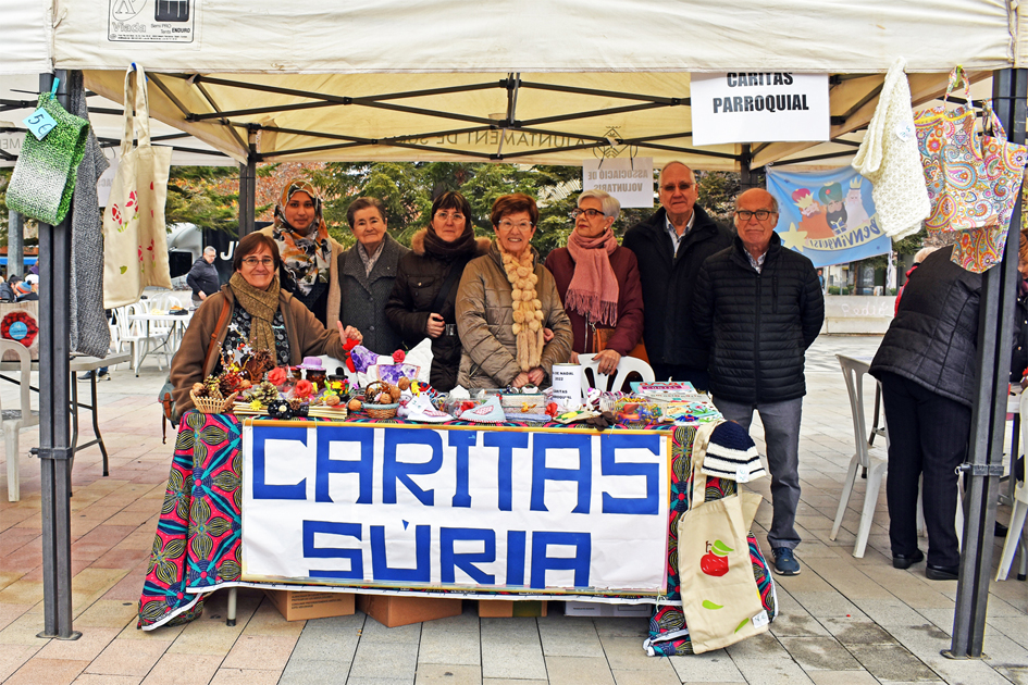 Estand de CÃ ritas Parroquial, en la Fira de Nadal i Fira dâ€™Entitats de SÃºria.