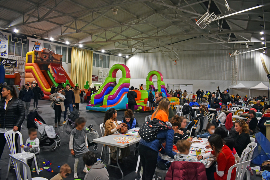 Parc de Nadal al PavellÃ³ Municipal d'Esports.