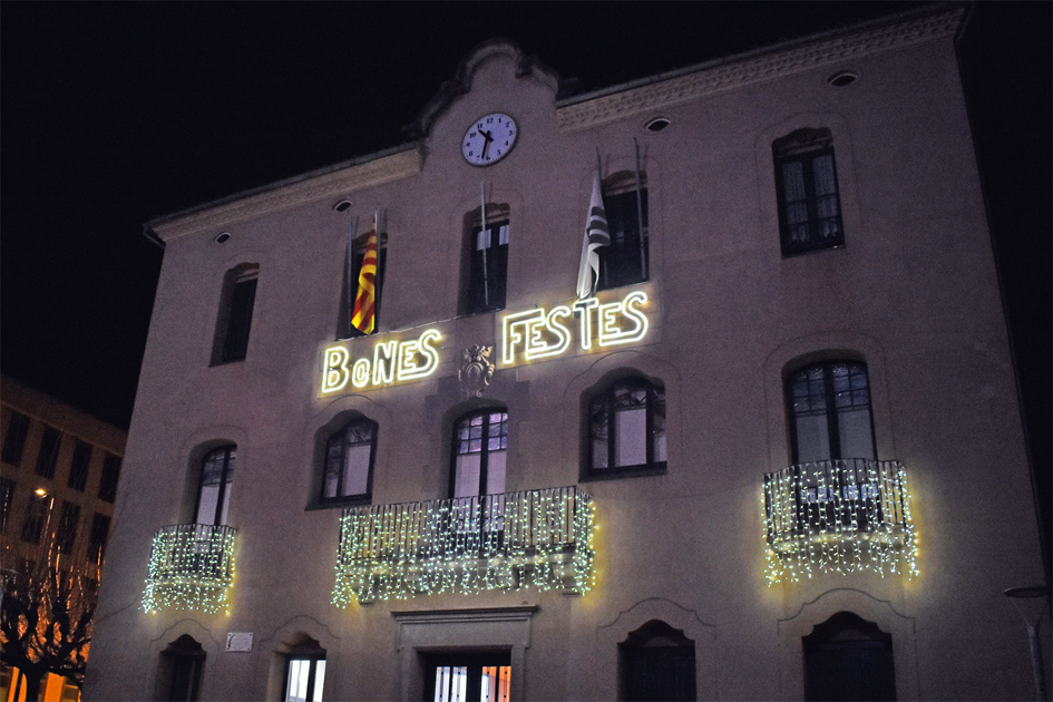 IlÂ·luminaciÃ³ nadalenca a la Casa de la Vila.