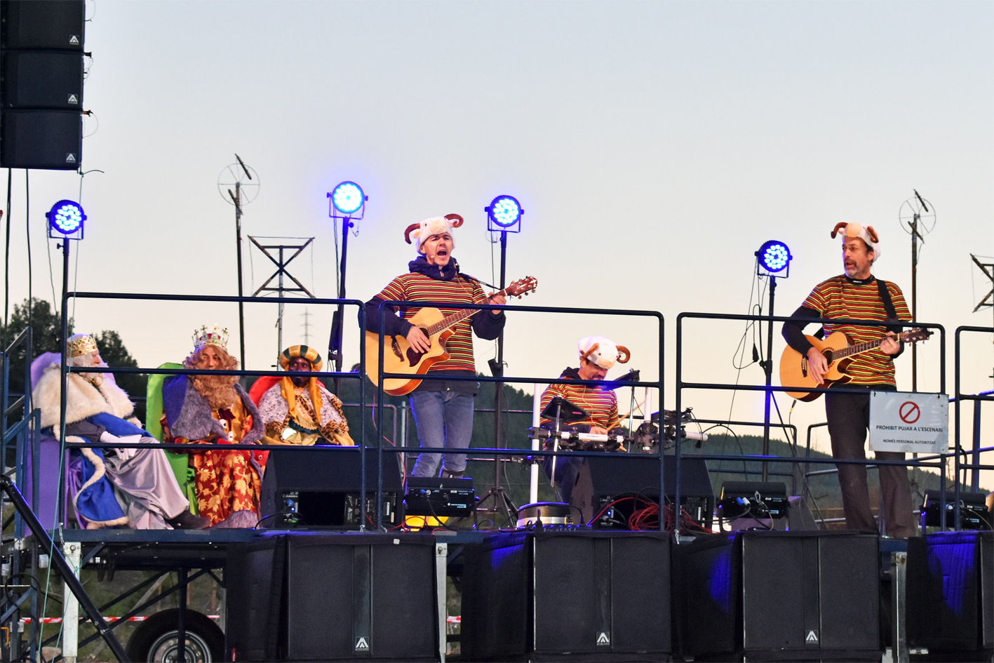 Espectacle dâ€™animaciÃ³ durant lâ€™acte de benvinguda als Reis dâ€™Orient a SÃºria.