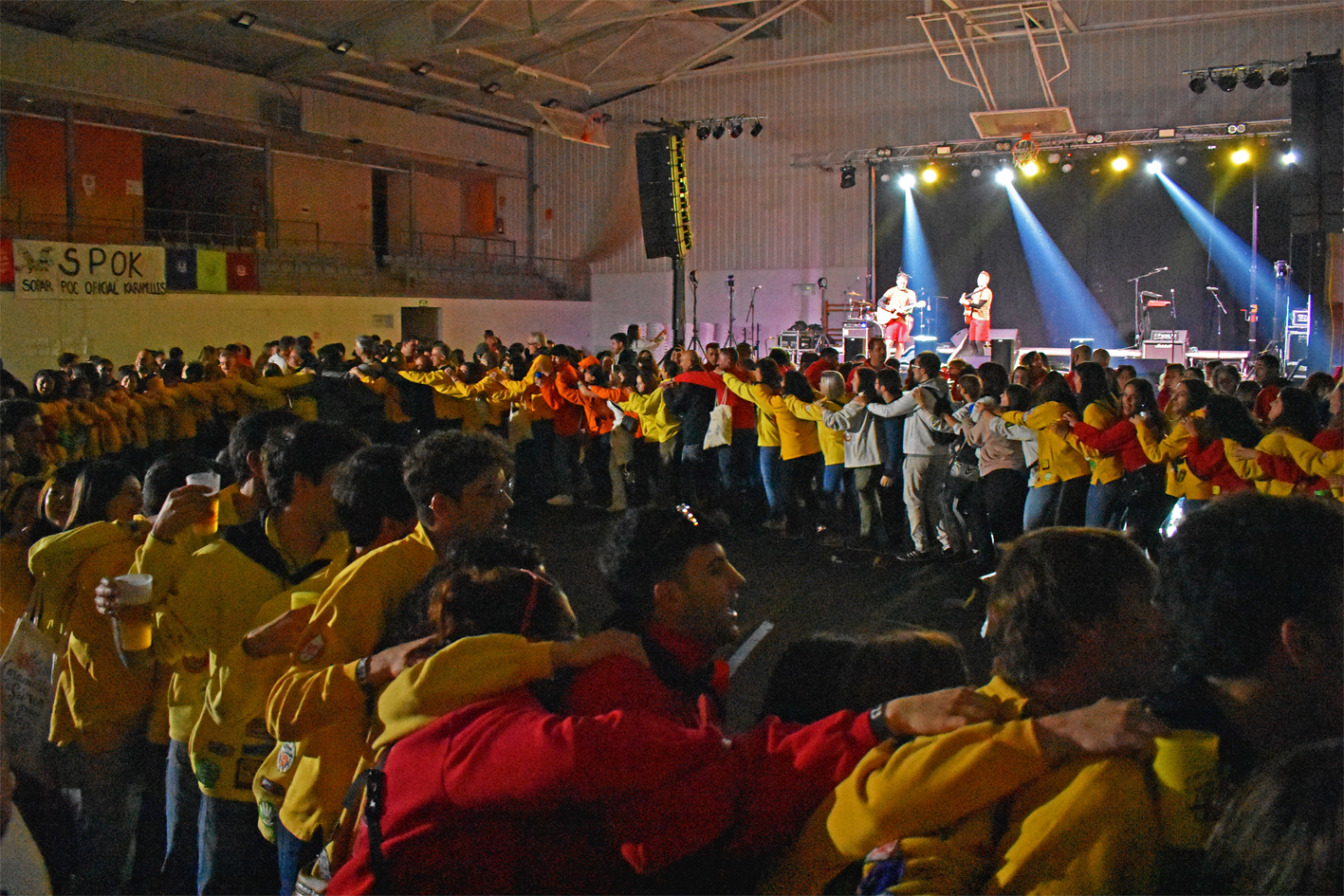 Imatge de l'SPOK al Pavelló Municipal d'Esports, en l'inici de les Caramelles de Súria.