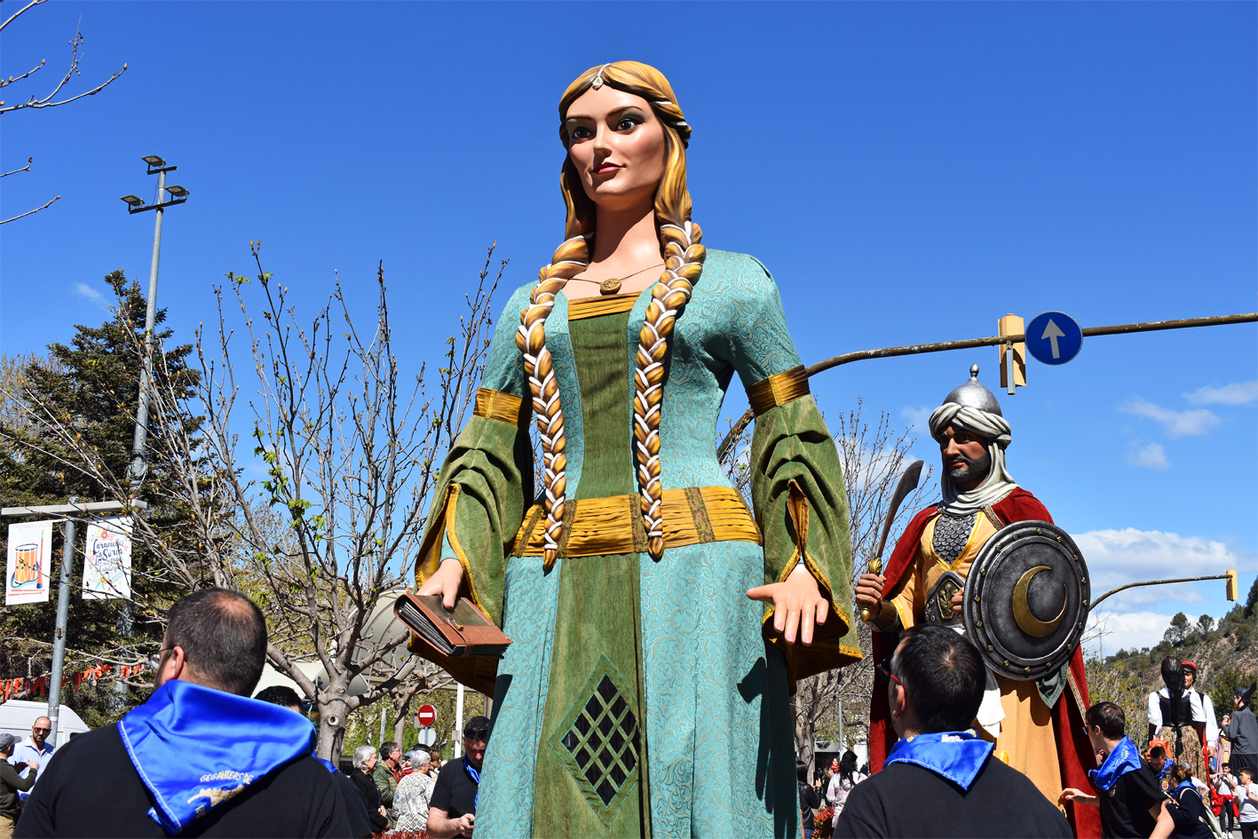 Els Geganters de Cardona, durant la 13a Trobada Gegantera de la Fira de Rams de SÃºria.