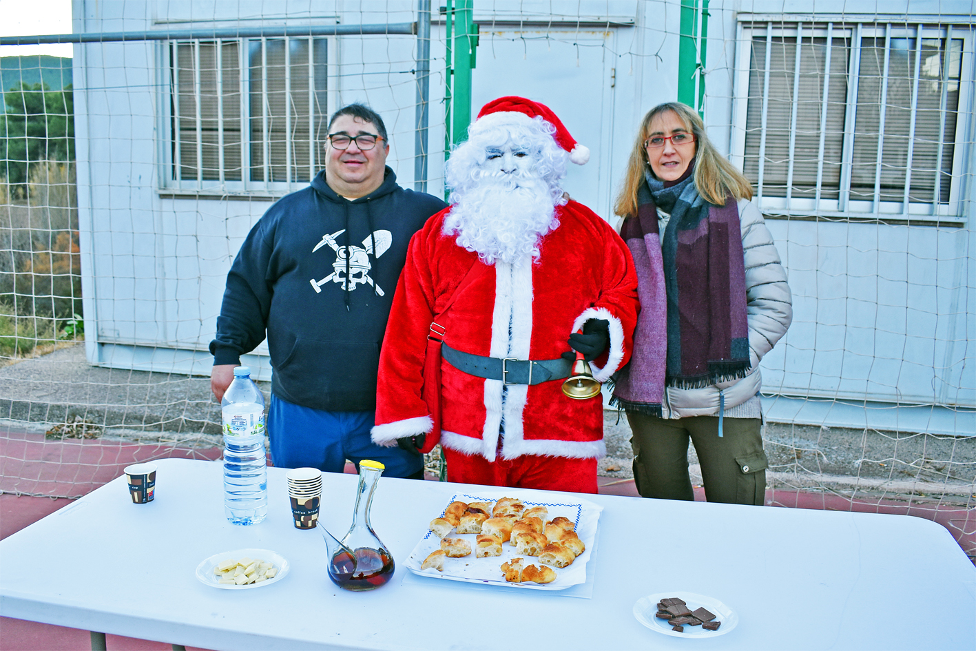Visita del Pare Nadal al barri de Joncarets.