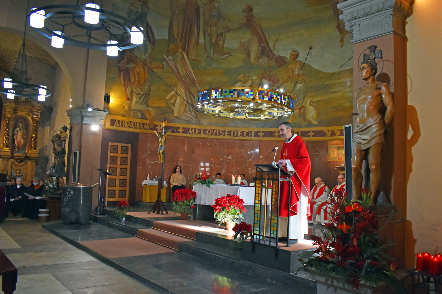 El vicari general del Bisbat de Solsona, Marc MajÃ , durant la missa de renovaciÃ³ del Vot de Poble a Sant SebastiÃ .