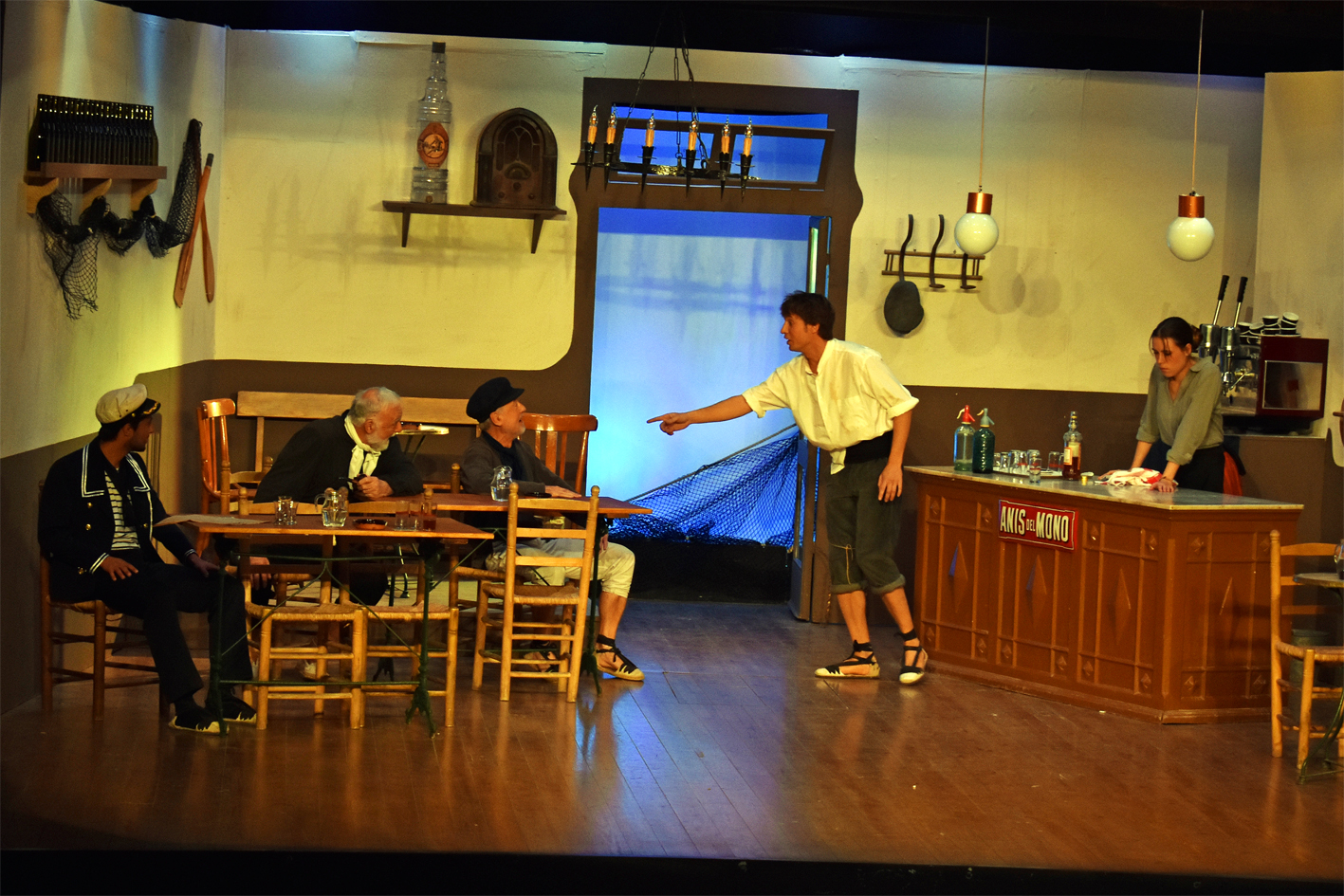 Escena de lâ€™obra teatral 'El CafÃ¨ de la Marinaâ€™ de Josep Maria de Sagarra, a cÃ rrec del Grup de Teatre del Foment Cultural, dins del programa de la Festa de Sant SebastiÃ .