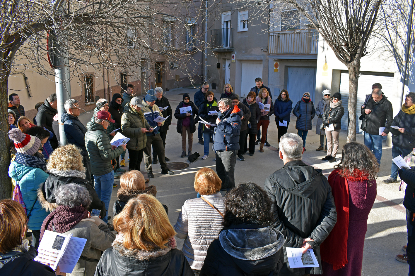 Visita patrimonial al barri de Santa Maria, a càrrec de l'estudiós surienc Albert Fàbrega, dins de la Festa de Sant Sebastià.