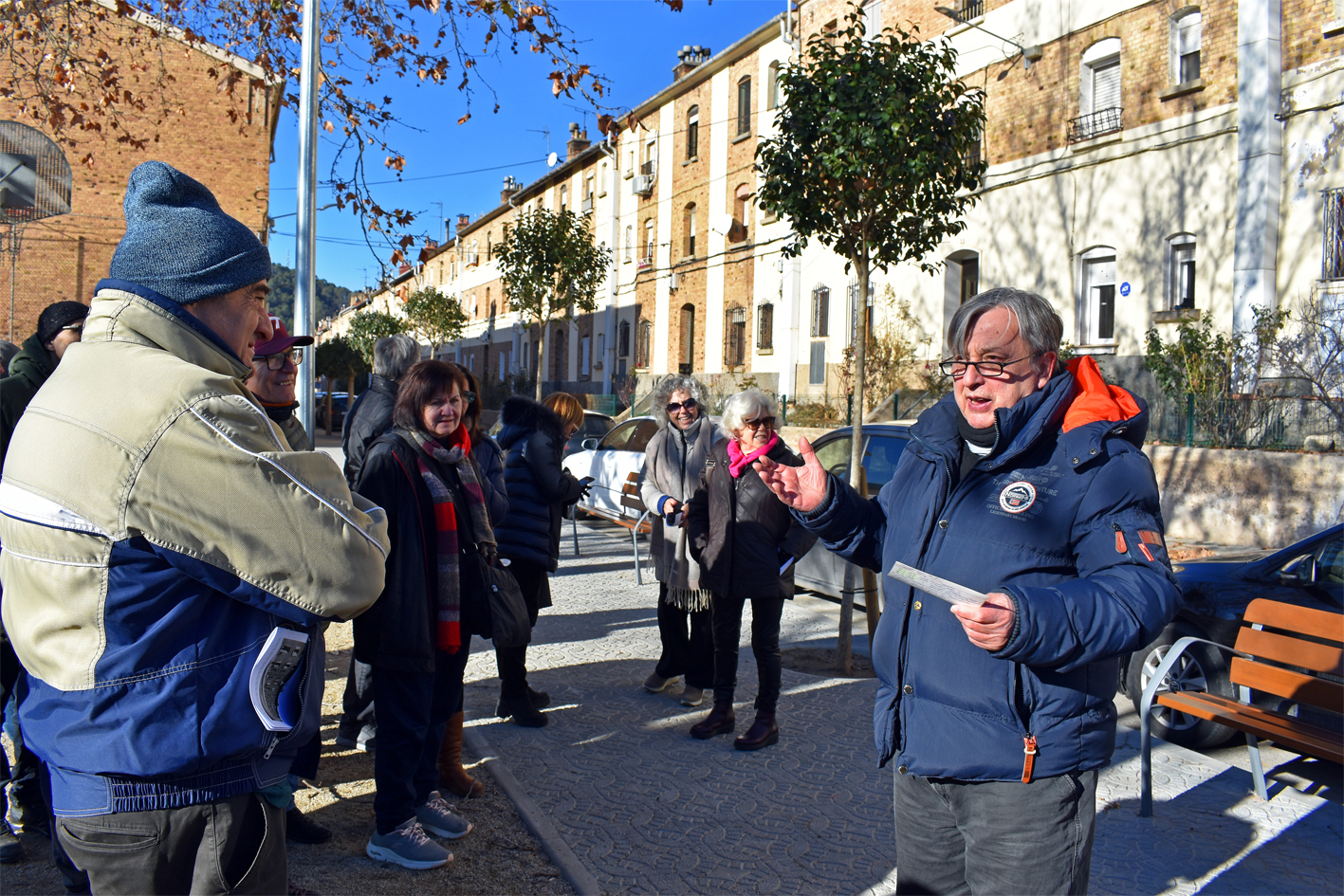 Visita patrimonial al barri de Santa Maria, a cÃ rrec de lâ€™estudiÃ³s surienc Albert FÃ brega, dins de la Festa de Sant SebastiÃ .